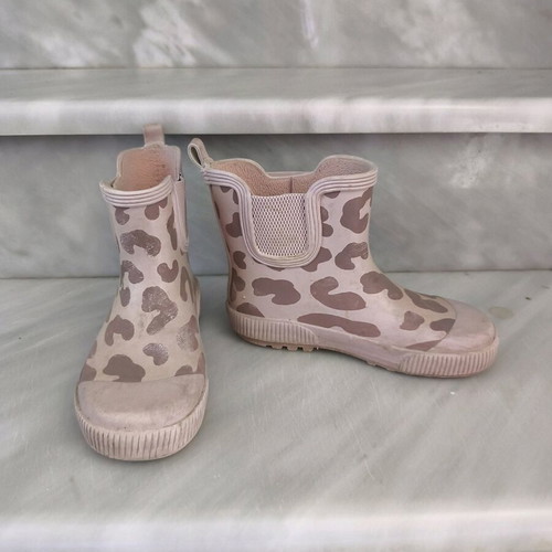 H&M kids rubber boots used, size 31, beige pink