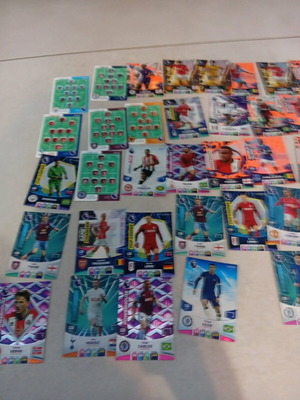 Football cards 28 like new, very rare 2024