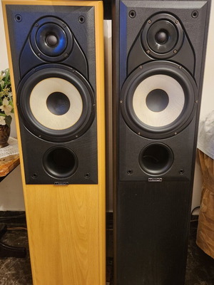 Mission 703 speakers like new, 150 watt, 8 ohm, 8' woofer