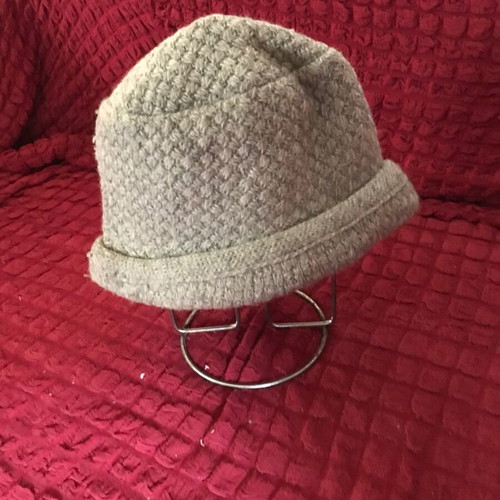 Knitted women's bucket hat like new, grey