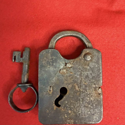 Padlock used prewar iron with key