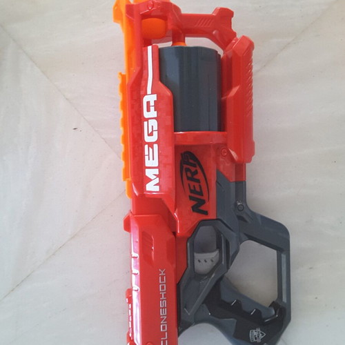 Plastic Toy Guns with Foam Darts and Accessories like new