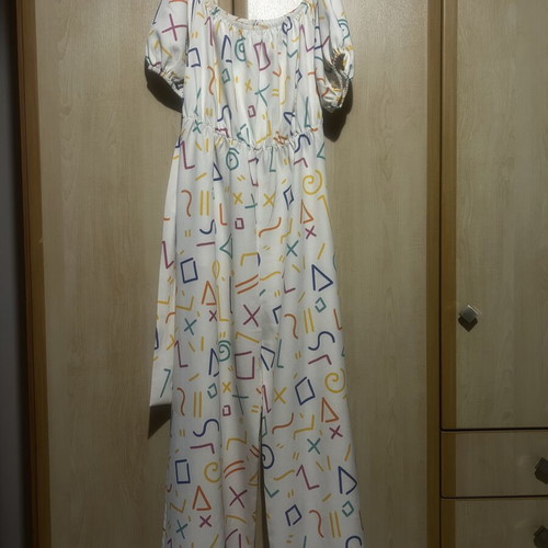 Chaton one-piece jumpsuit like new, white multicolor, size S