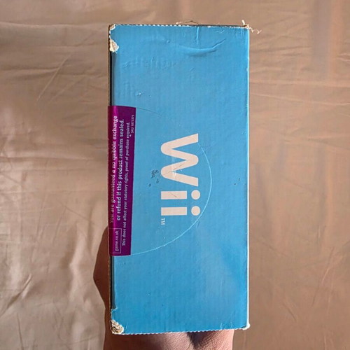 Link's Crossbow Training Nintendo Wii game like new with Wii Zapper