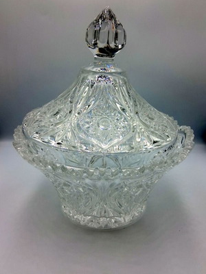 Vintage crystal fondue bowl with lid like new