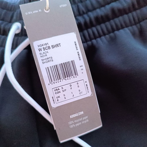 Adidas μαύρο φούρερ σορτσάκι (S)