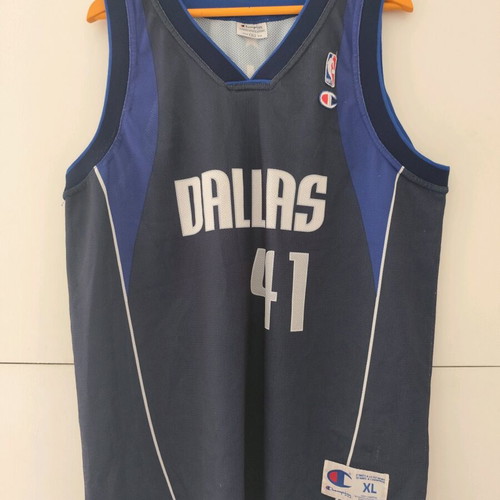 Dallas Mavericks NBA jersey Dirk Nowitzki used, size XL