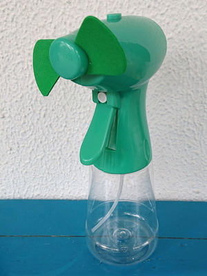 Handheld fan and sprayer new, fully functional