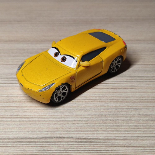 Mattel Disney Pixar Cars Cruz Ramirez Racing Trainer 95 used metal toy car Mcqueen