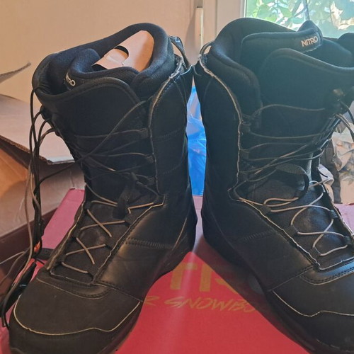 Sentinel TLS boots new in box unused