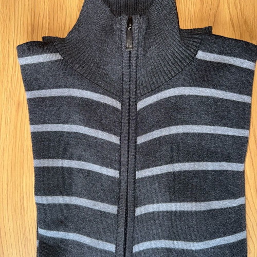 Liangcheng gray striped cardigan like new