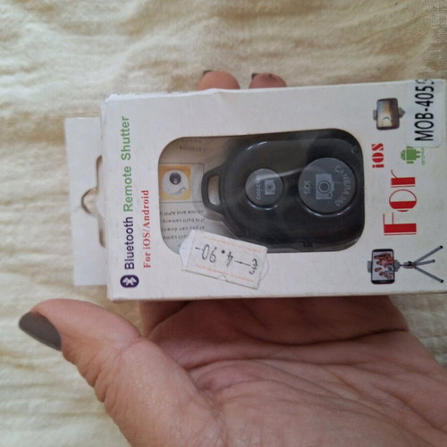 Bluetooth photo remote control black new
