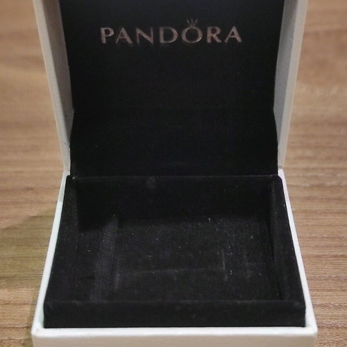 Pandora empty jewelry box like new