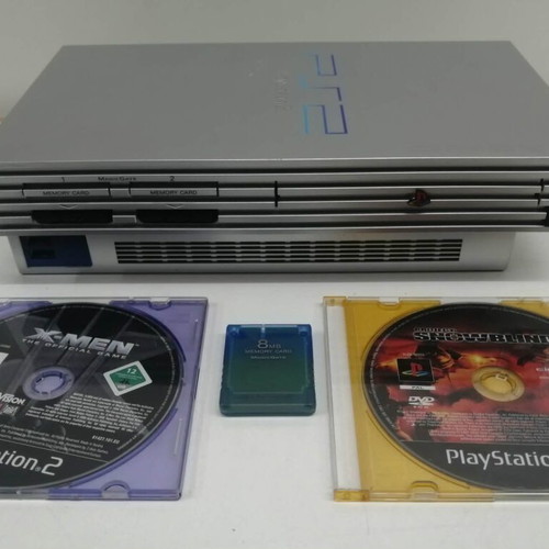 Playstation 2 Fat Silver SCPH-50004 σαν καινούργιο με 2 χειριστήρια και 2 παιχνίδια