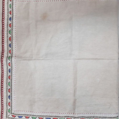 Vintage linen tablecloth used, 71×71 cm with decorative border