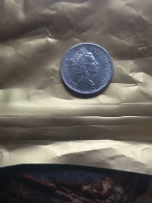 UK 5 Pence 1990 coin like new
