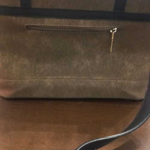 Veta women's handbag used, with three inner compartments
