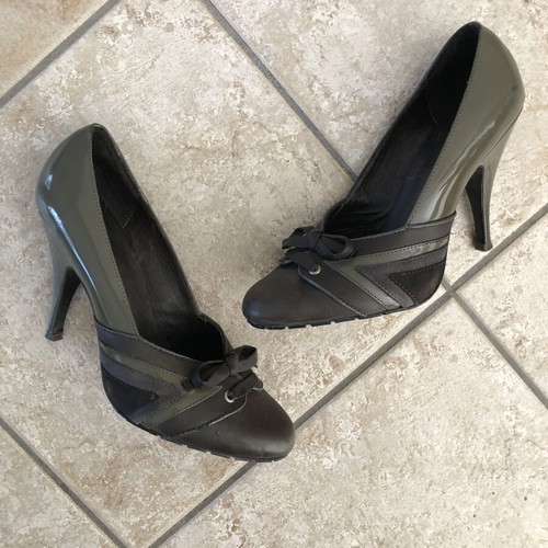 Diesel green pumps size 37 like new