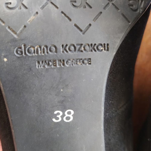 Gianna Kazakou Black Suede Leather Heels With Flowers Used, 5 Cm Heel Size 38