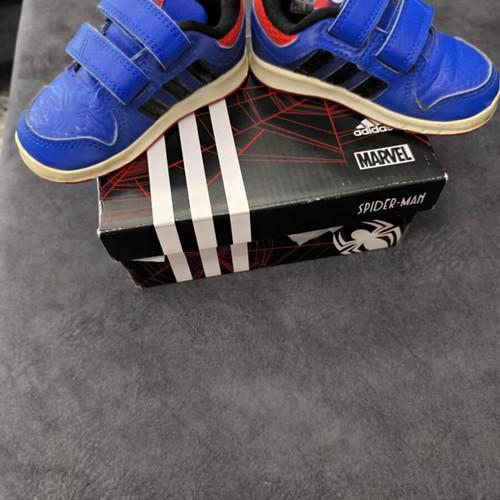 Adidas Marvel Spiderman Kids Shoes Size 21 Used