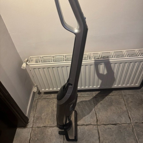 Bosch vacuum cleaner 21.6 LithiumPower Flexxo Serie4 like new