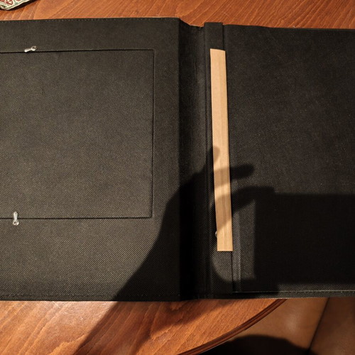 Umbra Horizon photo album new