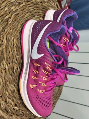 Nike Air Zoom Regasius 33 sports shoes used, size 39, pink