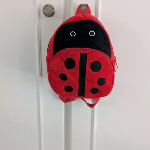Backpack ladybug like new 23×23