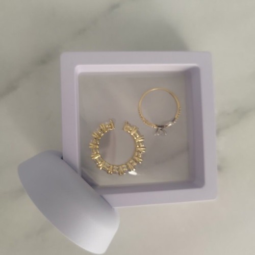 Jewelry boxes transparent white with base, pack of 19, new, 9cm