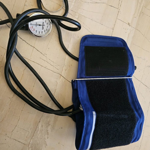 Microlife blood pressure monitor used, air leaking