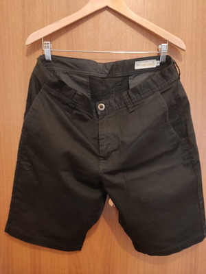 Volcom Frickin Modern Stretch Chino Shorts used, size 33, black