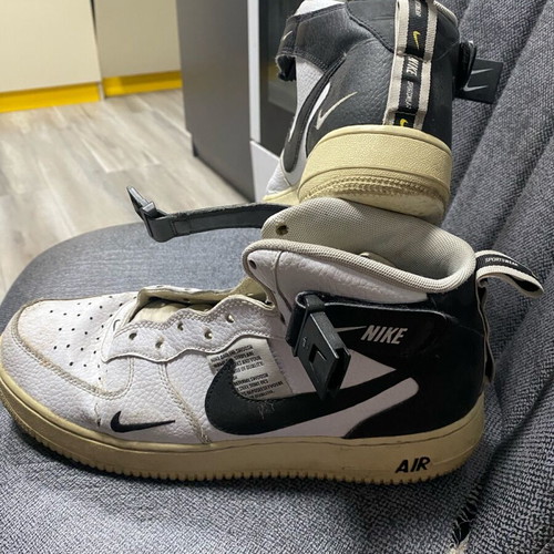Nike Airforce sneakers used, size 44, without shoelaces