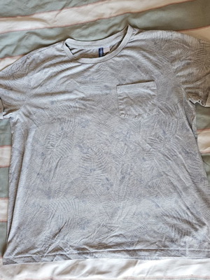 Divided H&M grey men's T-shirt XL/XXL with subtle pattern