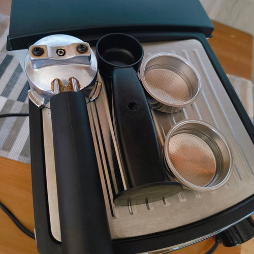 Izzy Barista 20 bar espresso machine