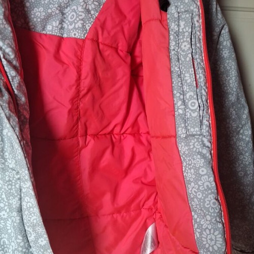 Columbia kids jacket like new, silver, ages 7-8