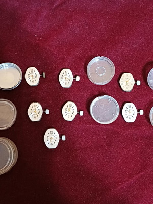 Μηχανές ρολογιών γυναικείες Silver 17 Rubis σαν καινούργιες, σετ 7