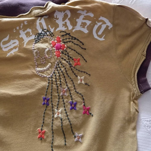 Vintage Boho-Grunge T-shirt like new with handmade details and tribal embroidery