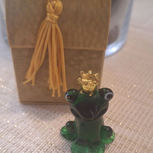Decorative glass frog with crown new in box
