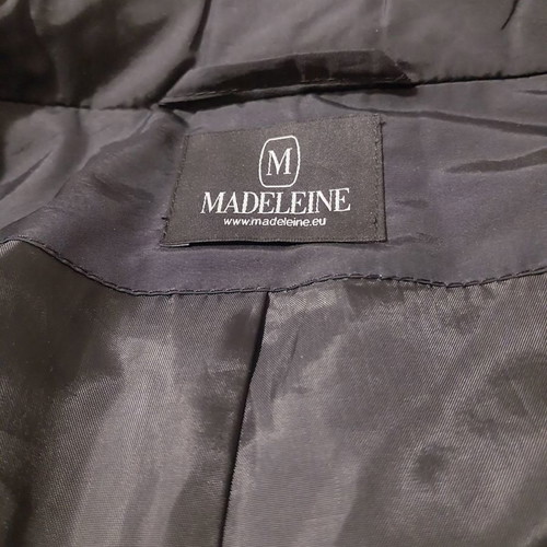 Madeleine quilted coat used, black, size Large