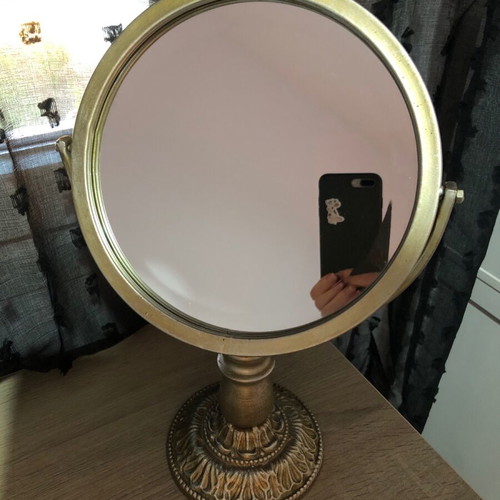Table mirror like new