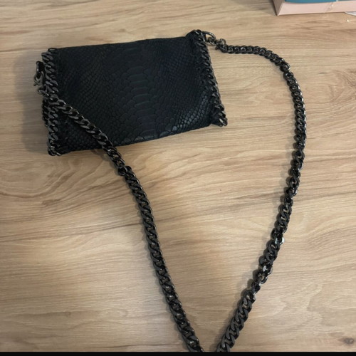 Daniel leather shoulder bag new, authentic leather