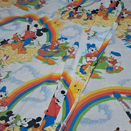 Mickey bed sheet set like new, 80s vintage with towel