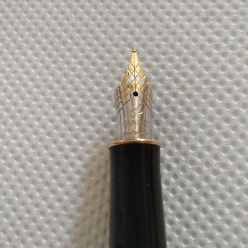 Parker Sonnet pen 18k like new