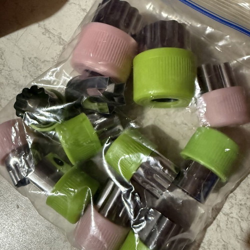 Kitchen accessories like new