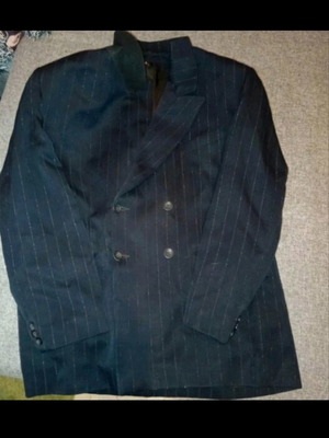 Blue jacket like new, size M for large men