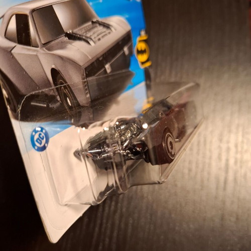 Batmobile Hot Wheels 2025 new