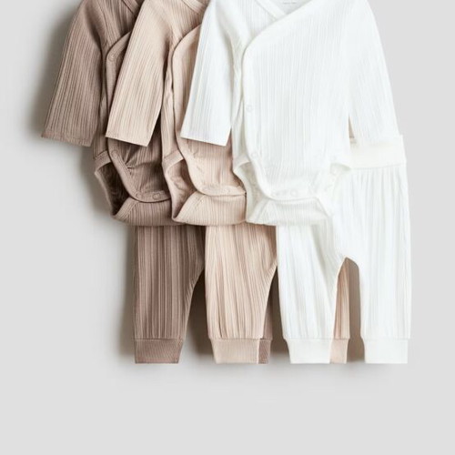 H&M Baby Clothing Sets 6 Pieces Like New 2-4 Months