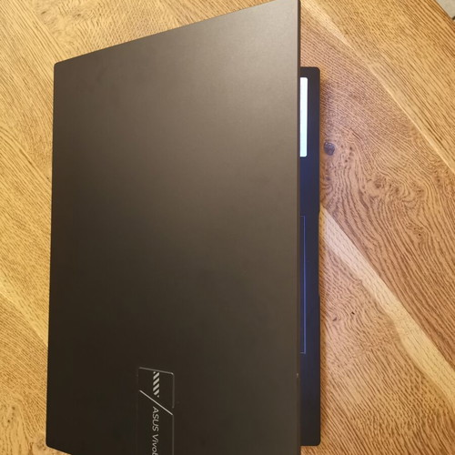 Asus Vivobook 16 OLED i7 13620H 16GB RAM 1TB SSD like new