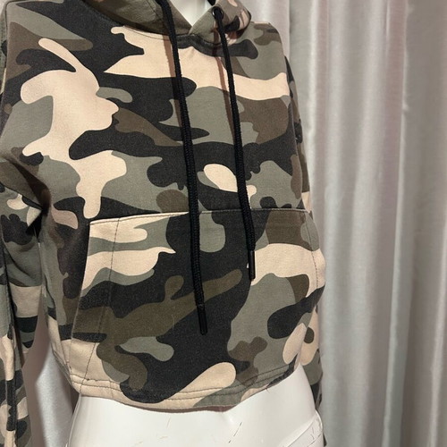 Bershka hoodie like new, size XS