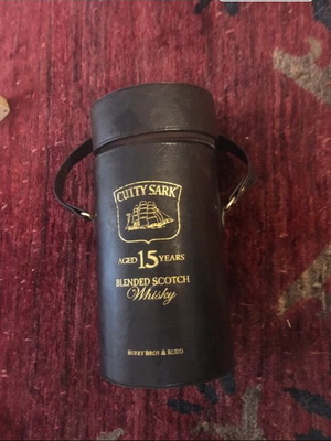 Cutty Sark leather promotional bottle case like new